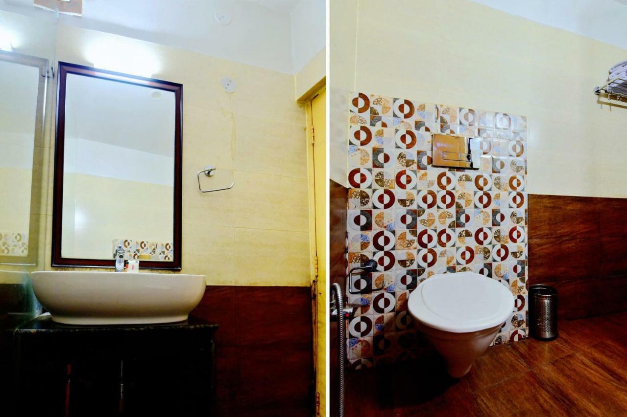 Oyo 26909 Hotel Paras Mandi Esterno foto